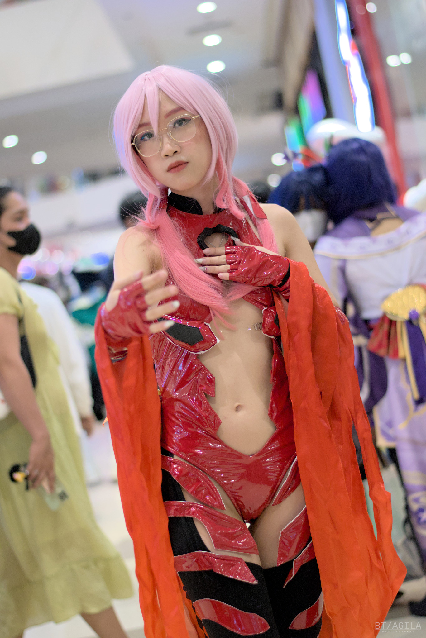 Cosplay, Guilty Crown